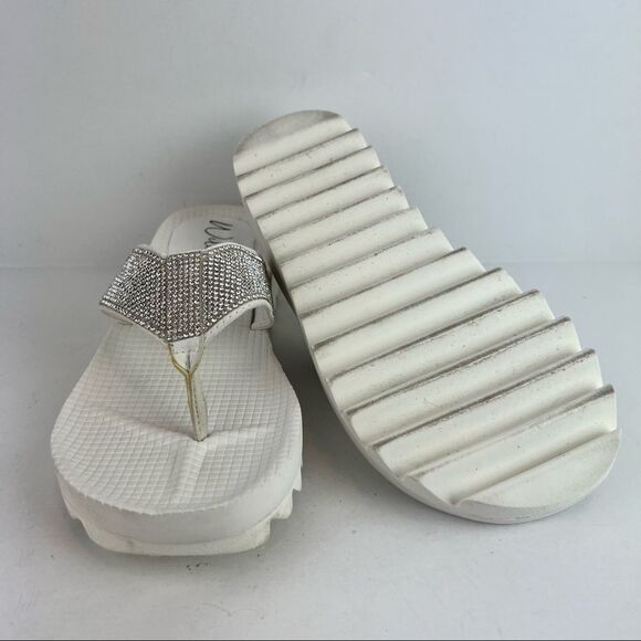 WILD PAIR- Kalabasas Thong Wedge Sandals - Picture 5 of 13